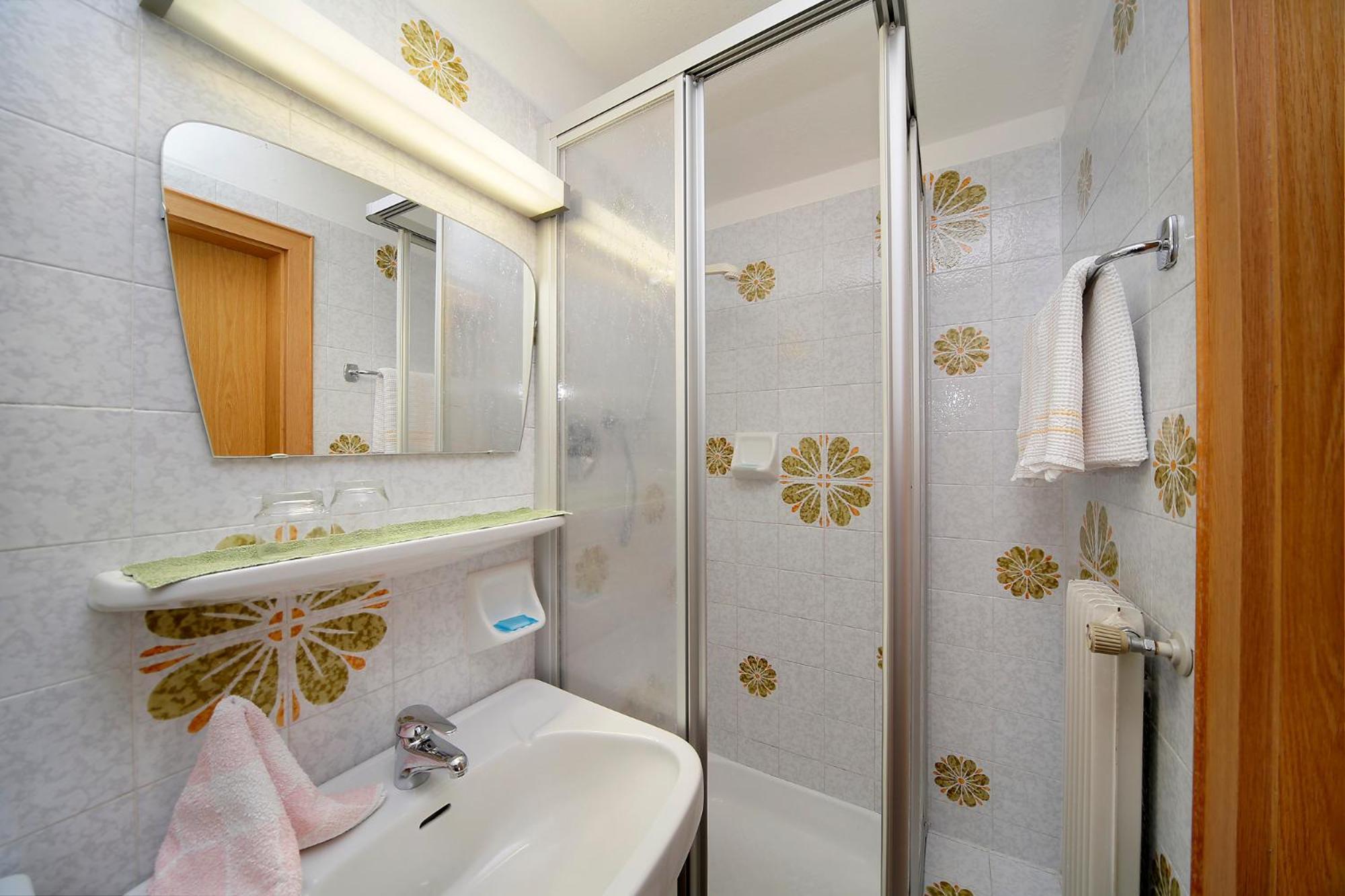 シェーナHaus Bernhardアパートメント エクステリア 写真